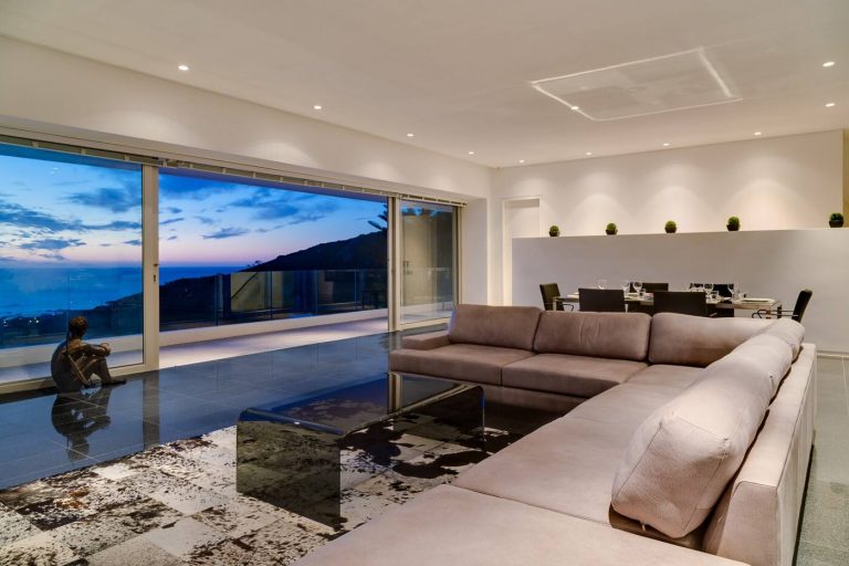 Villa-Maxima-Camps-Bay-lounge-at-night
