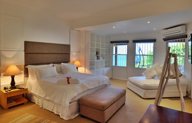 4th-Beach-Clifton-Bungalow-6