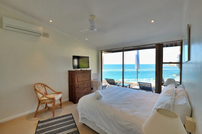 4th Beach Clifton Bungalow (8)
