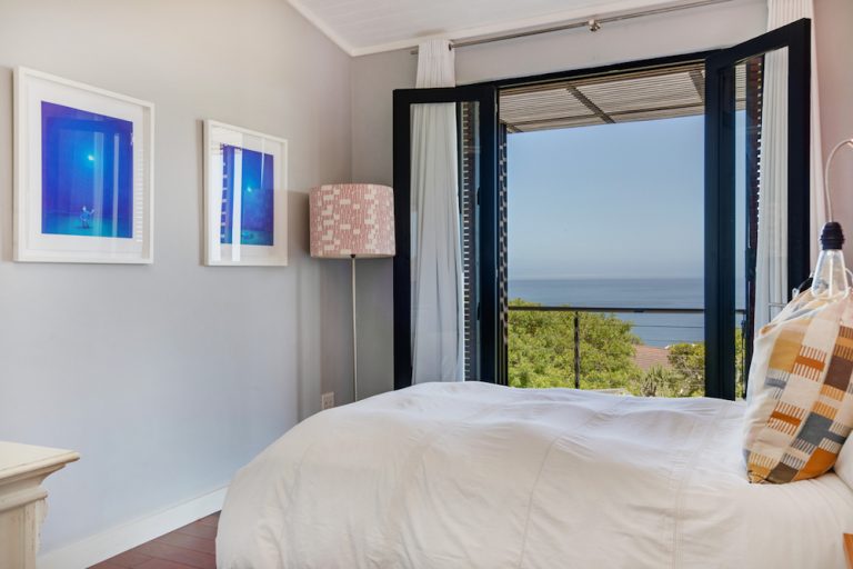 Camps-Bay-Family-Home-Rentals-Cape-Concierge