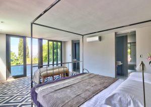 Chic-Views-Two-Bedroom-25-700x500