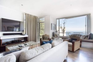 Living area with Sea View -Bantry Bay Holiday Apartment - Atlantic View Apartment in Cape Town