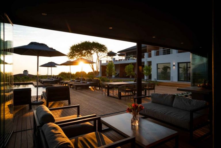 Villa-Constantia-View-13-800x534