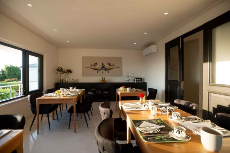 Villa-Constantia-View-21-800x534