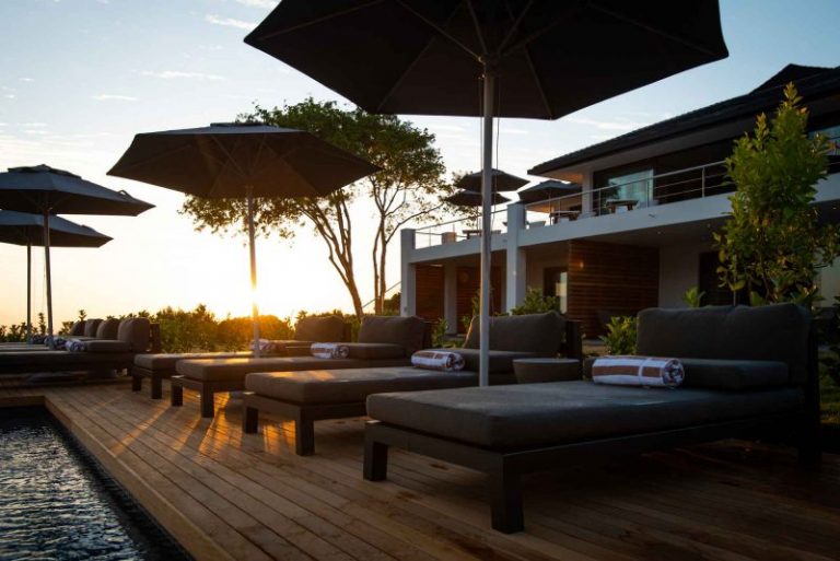 Villa-Constantia-View-3-800x534