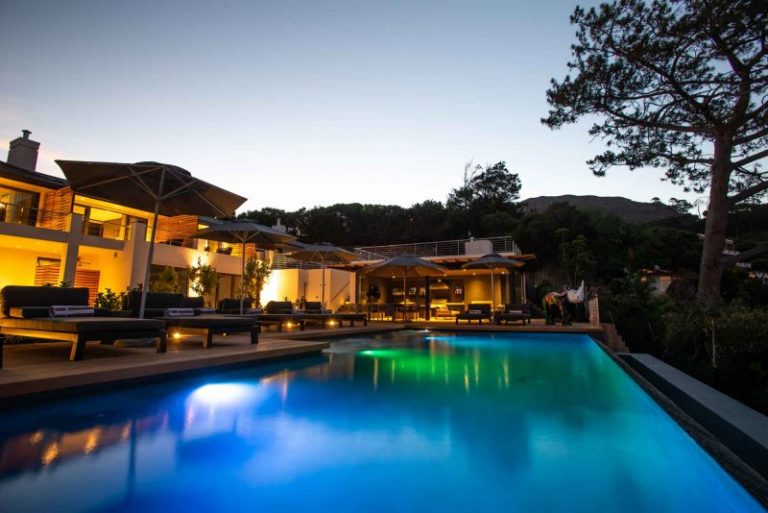 Villa-Constantia-View-81-800x534