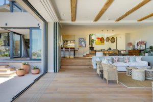 5-bedroom-private-villa-Llandudno-Cape-Town
