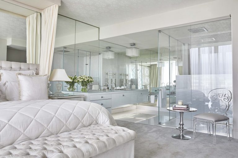 OO_CapeTown_Penthouse_Bedroom1_091