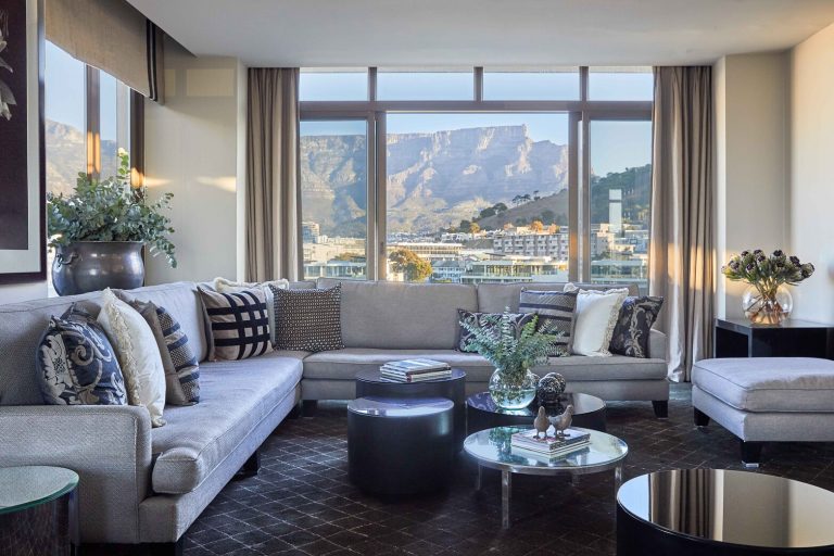 OO_CapeTown_Penthouse_LivingArea_054