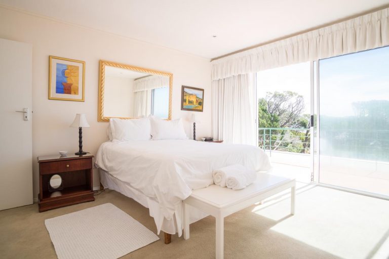 Penelope Villa in Camps Bay bedroom 1