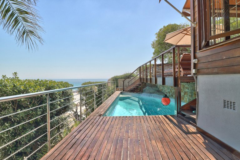 pool-deck-view-2