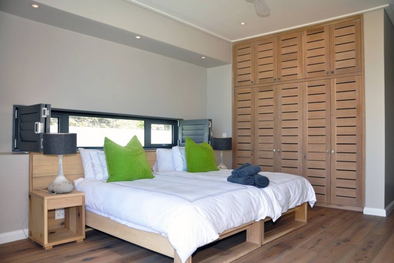 Bedroom 4 - The Cliffhanger Villa - Plettenberg Luxury Villa