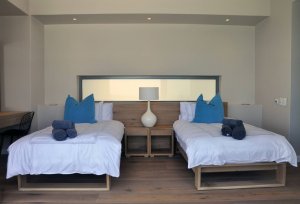 Bedroom2 - Twin room - The Cliffhanger Villa - Plettenberg -Sleeps 10 guests