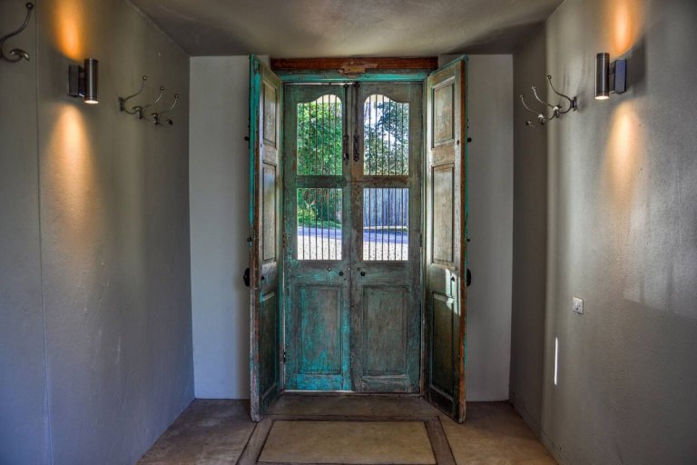 Entrance - Garden Route Holiday Home - child friendly