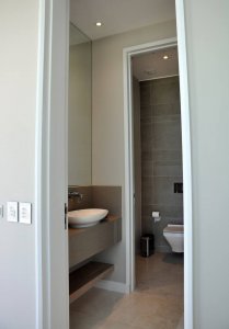 Guest toilet- The Cliffhanger Villa - Plettenberg