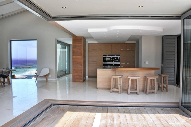 Kitchen-The Cliffhanger Villa - Plettenberg Accommodation for 10 guests