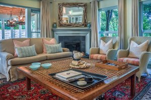 Lounge - Plett Grace Villa - Holiday Accommodation - Garden Route
