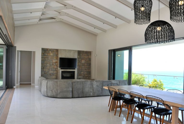Lounge and Dining Room- The Cliffhanger Villa - Plettenberg 5 Star Villas