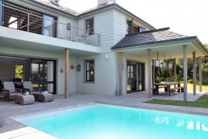 Pool area - The Meadows - Plettenberg Luxury Holiday Accommodation