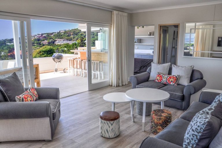 upstairs lounge - Zenon vacation home - Garden route self catering home