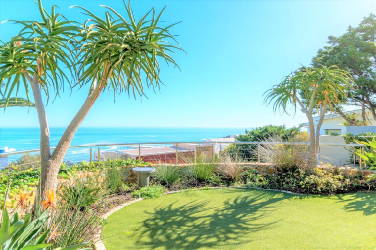Stern Luxury 3-Bed Holiday Rental: Where Elegance Meets Coastal Charm