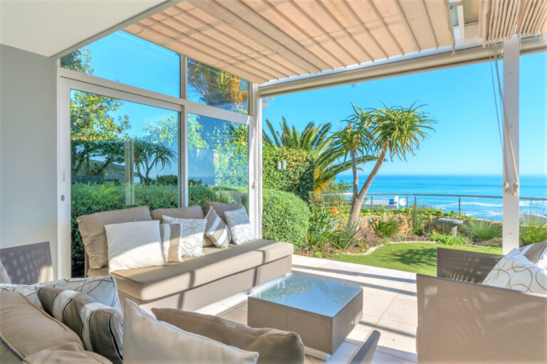 Camps Bay Charm: Exploring the Luxurious Stern Holiday Rental