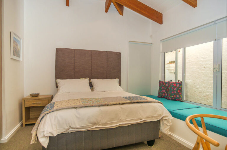 10-Bedroom-1125-2-1-1200x795