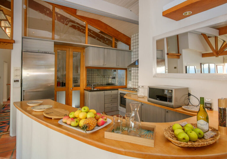 6-Kitchen-1137-2-1-1200x843