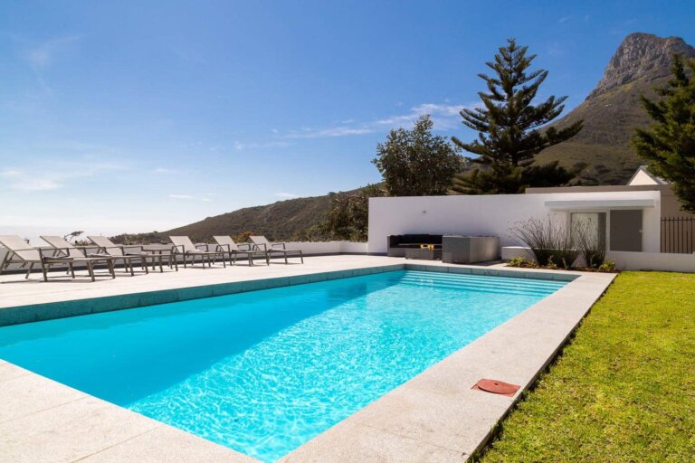 Comrie Delight-house-3-bedroom-lower-unit-32726227