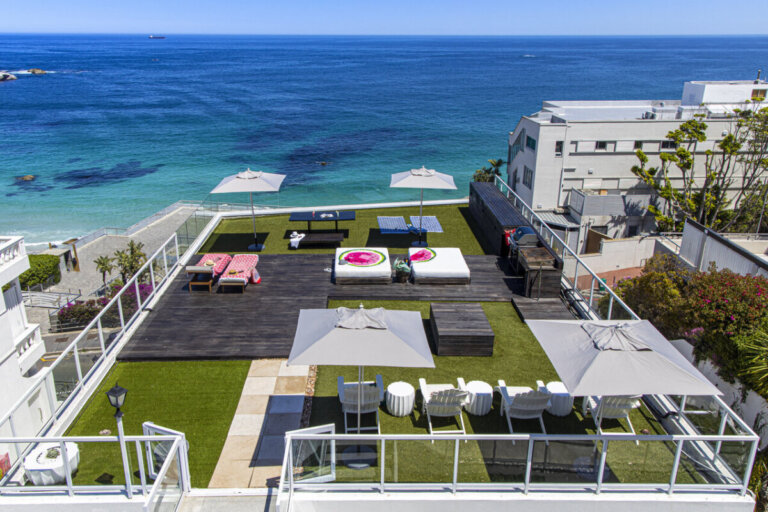YOLO-spaces-clifton-views-exteriors_39-1