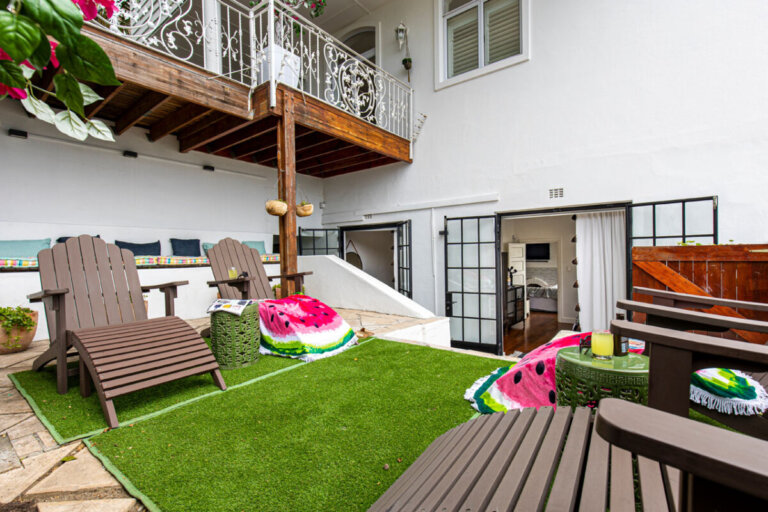 clifton-sea-view-courtyard_4