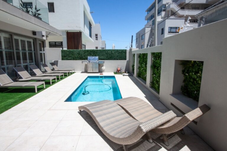 Sere Bay Luxury 7-Bed Villa: Where Opulence Meets Coastal Majesty
