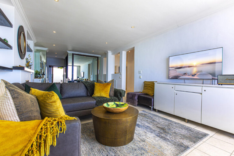 clifton-beachfront-magic_58-1024x683