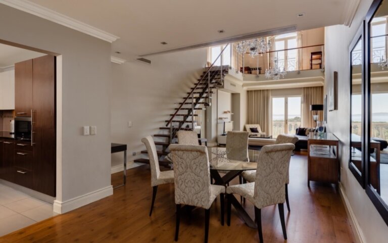 luxury-cape-town-apartment-705-Cape-Royale-Living-areas
