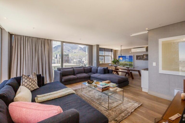 waterfront-lights-waterfront-lights-open-plan-space-304486301-960x640