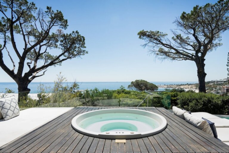 Magnetic Villa - Camps Bay- Jacuzzi