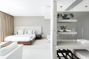 Magnetic Villa - bedroom top floor