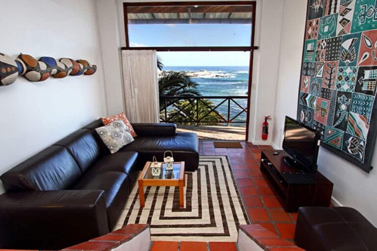 camps-bay-terrace-palm-suite-camps-bay-terrace-palm-suite-living-area-4976834-960x640