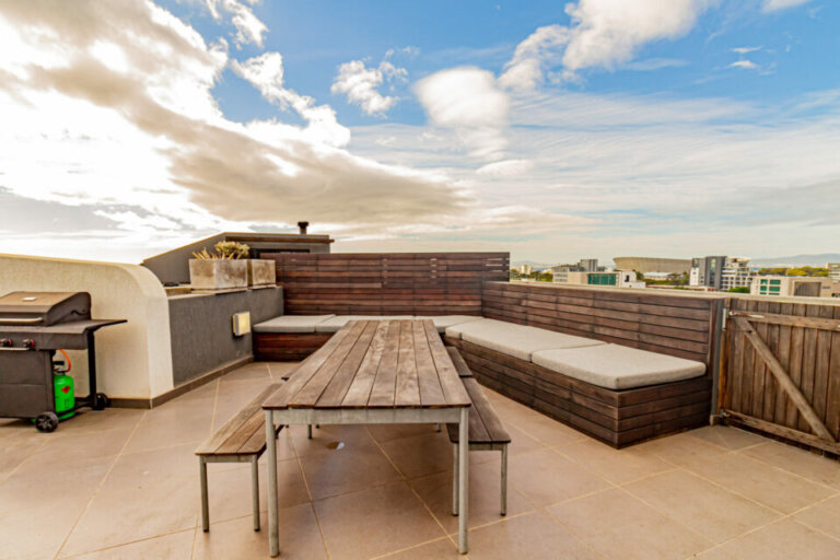 scholtz-penthouse-scholtz-penthouse-deck-with-seating-1467554093-1-scaled-960x640