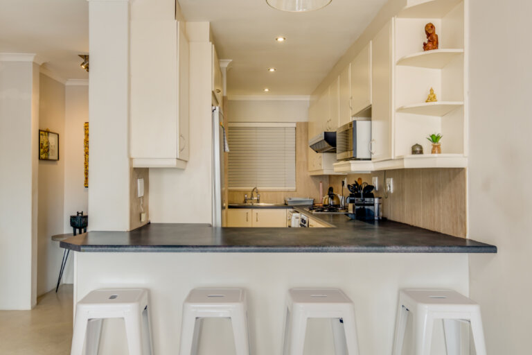 eastern-views-eastern-views-breakfast-bar-2812479662