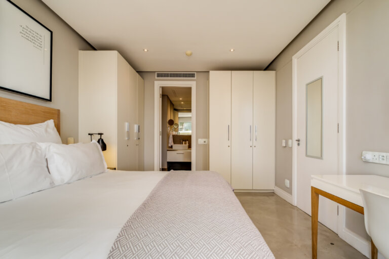 gulmarn-201-gulmarn-201-master-with-en-suite-2811046662