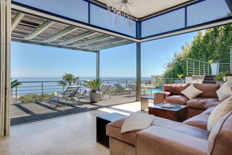 sea-rock-villa-19783846