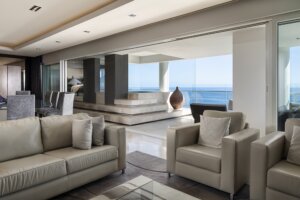 Penthouse In Mouille Point - 5 Star Accommodation- interior