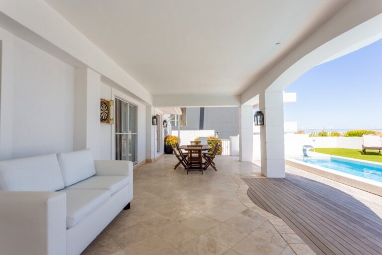 casa-blanca-camps-bay-618e3df42d0fe