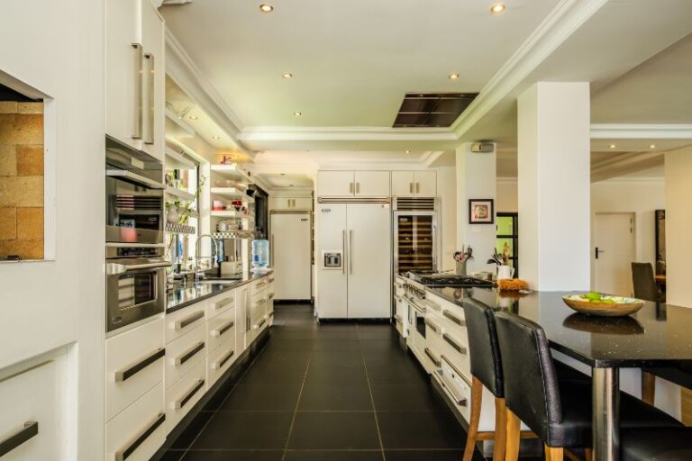 the-grange-the-grange-entertainers-kitchen-3682459404