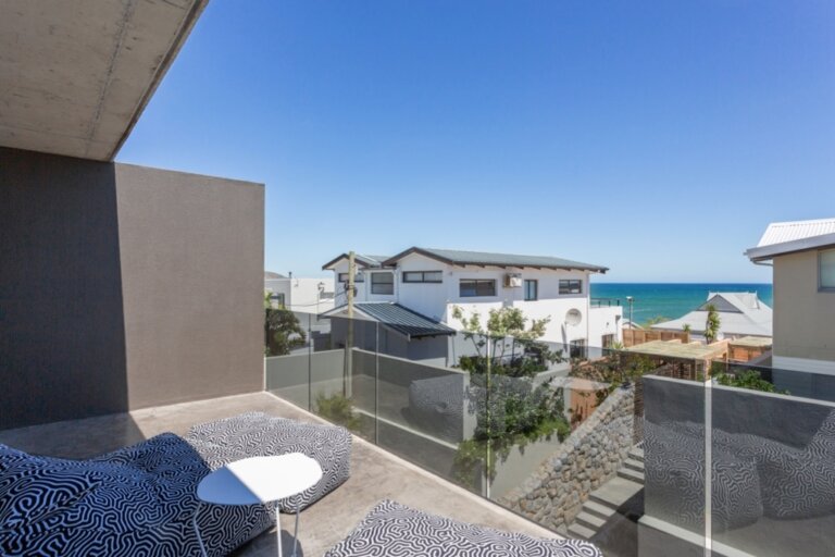 villa-Bakoven-camps-bay-618256e20b3ff