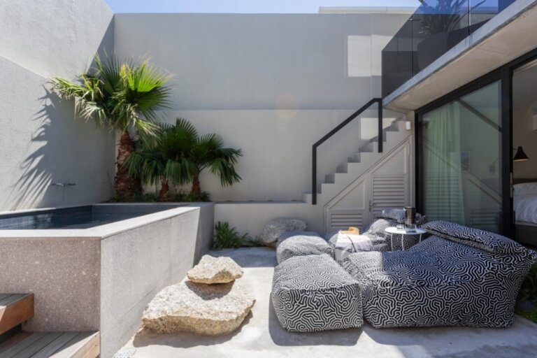 villa-Bakoven-camps-bay-618256e8d5b7a