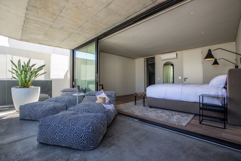 villa-Bakoven-camps-bay-6182591fcfcf5