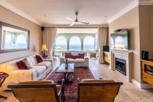Bingley place - Villa in Camps bay - lounge of the holiday home