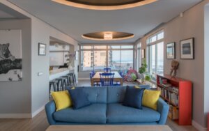 luxury-vacation-rental-holiday-apartment-cape-town-mouille-point-villa-marina-24-LIVING03-960x600_c